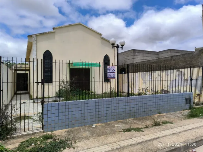 VENDO, ponto comercial em bairro asfaltado ideal para templos religiosos ou comercio varia