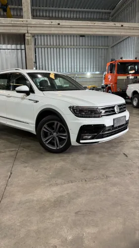 Volkswagen Tiguan Allspac R-line 350 TSI 2.0 4X4 2018