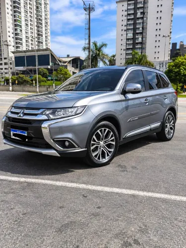Mitsubishi Outlander 2.0 16V 160cv Aut. 2016