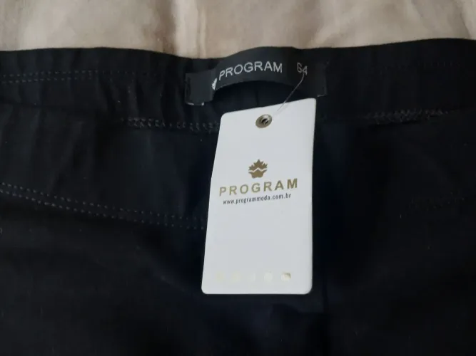 Calça preta marca Program nova