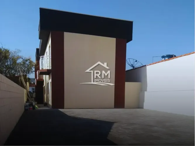 Linda casa para locação em Brás Cubas, 74 m², sendo 2 dormitórios, banheiro, sala, lavabo,