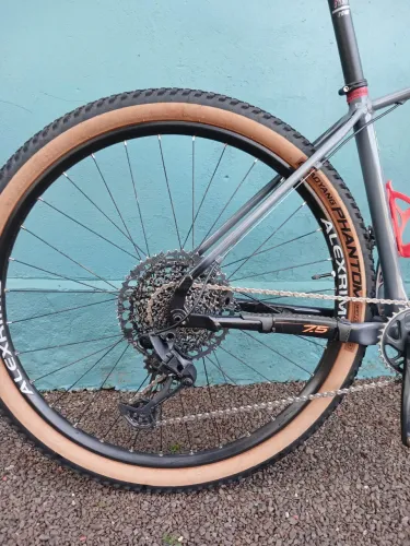 VENDO BIKE - OGGI BIG WHEEL 7.5 2025
