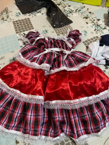 Vende-se um vestido de quadrilha semi novo