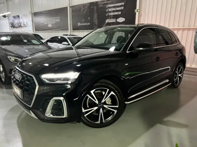Audi Q5 S-line Black 2.0 TFSI Quat. S-tronic 2024