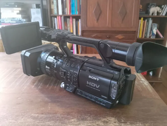 Filmadora Sony HVR-Z1N