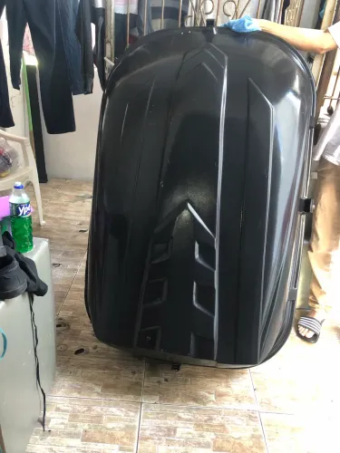 Bagageiro de teto maleiro com chave Motobul 380 litros preto modelo Light