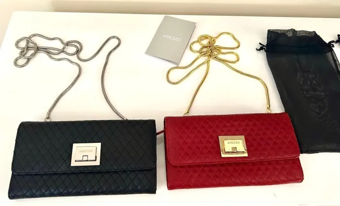 Bolsa carteira Arezzo original R$150 cada