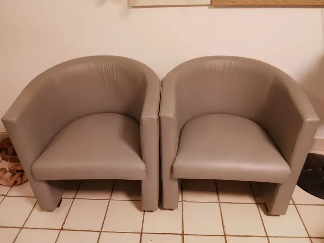 2 poltronas de sala