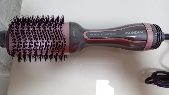 Escova Modeladora Mondial NOVA