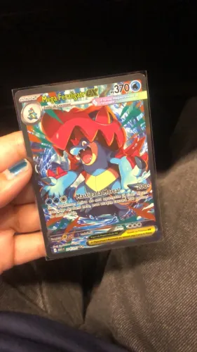 Carta Pokémon Mega Feraligatr ex 274/217 - Ilustração Rara Secreta (SIR)