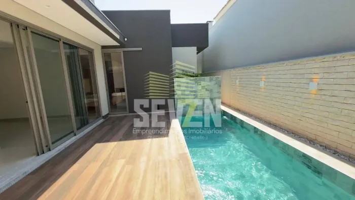 Casa com 3 Quartos no Villaggio III Bauru Piscina Aquecida