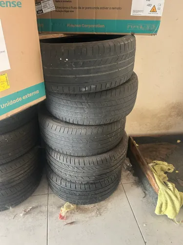 Pneus 215/50-r17