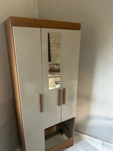 Guarda roupa solteiro