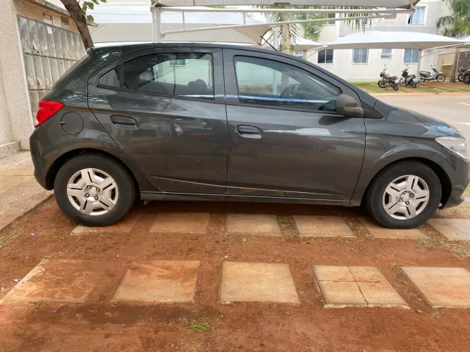 Chevrolet Onix JOY Hatch 1.0 8V Flex Mec. 4P 2018