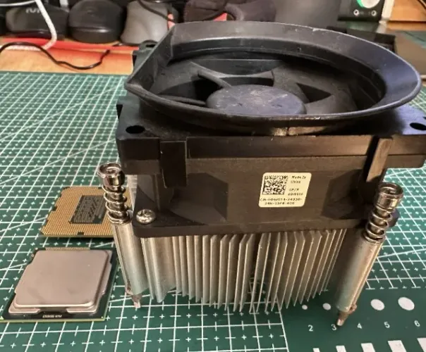 Processador i5 2400 com cooler (dois kits) por 100