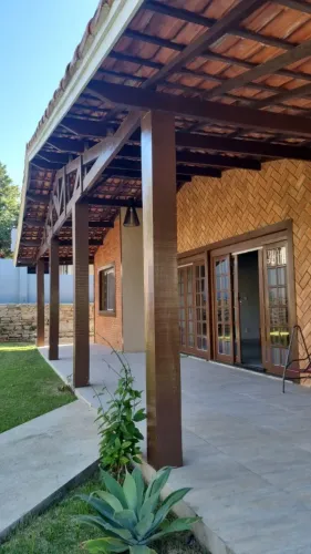 Descubra o seu novo lar no encantador Condomínio Quintas do Campo Largo, localizado em Nov