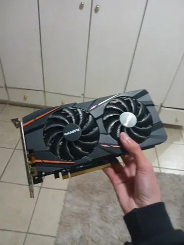Radeon RX 580 8GB GIGABYTE