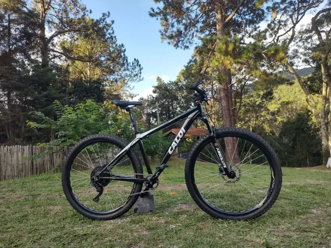 Bicicleta Caloi Elite 20