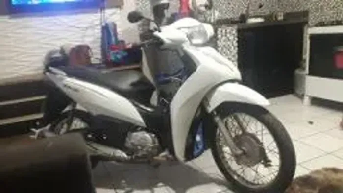 Troco Biz quitada em outra moto