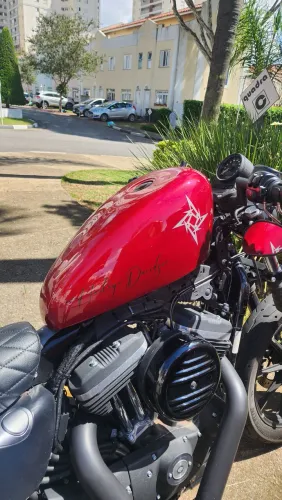 Capa tanque iron 883