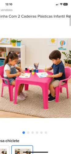Mesa rosa infantil com 2 cadeiras
