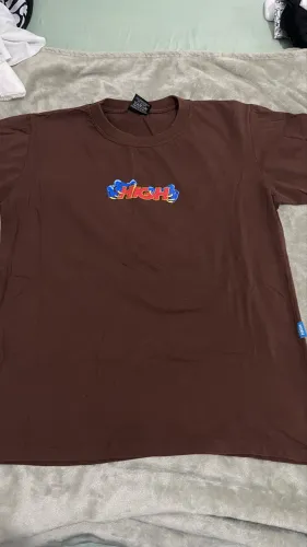 Camiseta HIGH