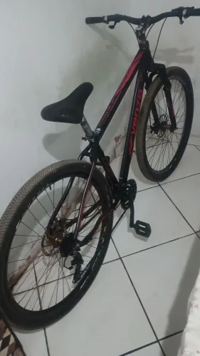 Bicicleta aro 29, usada em estado de conservação, só pega e pedalar, ( $ 700 )