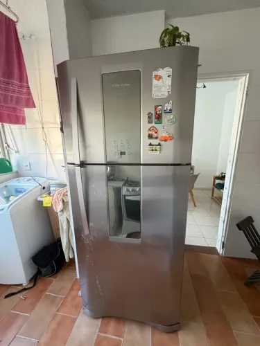 Geladeira Electrolux gigante