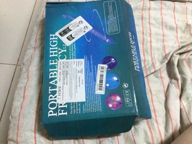 Aparelho de frequência para o rosto