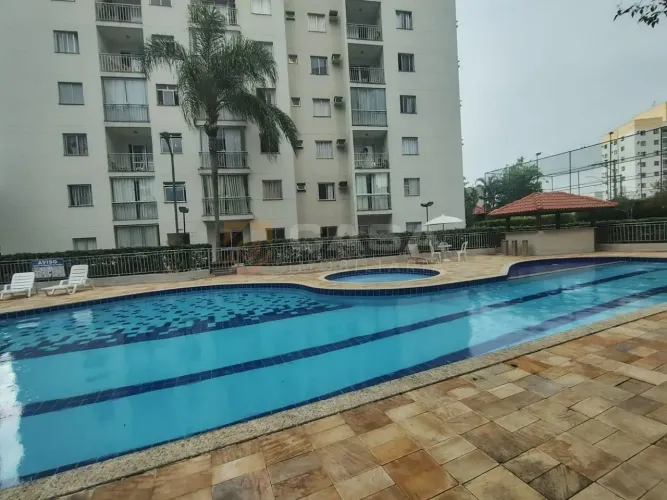 Sol da manhã e suíte no Condomínio Ilha de Vitória