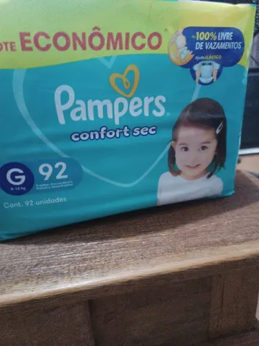 Fralda Pampers confort sec