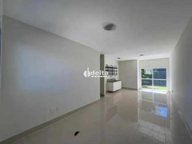 Casa em condomínio com 3 quartos sendo 1 suíte disponível para venda no bairro Laranjeiras