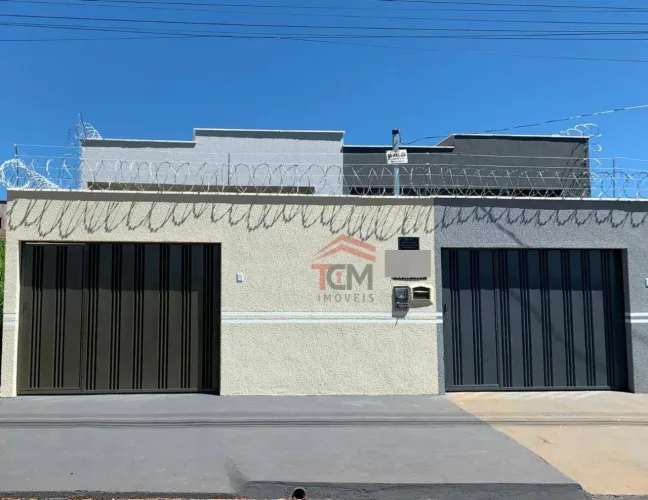 Casa à venda 2 quartos no Setor Garavelo Sul, Hidrolândia