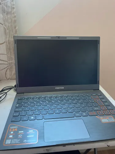 Notebook positivo vision C14