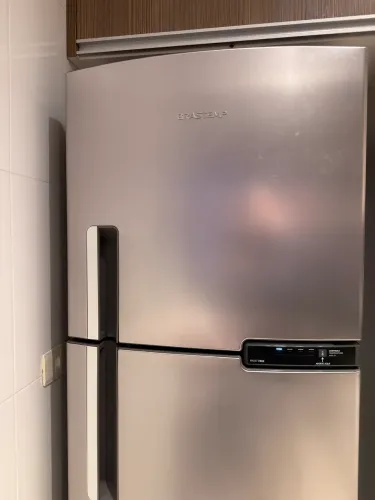 Geladeira Brastemp impecável 