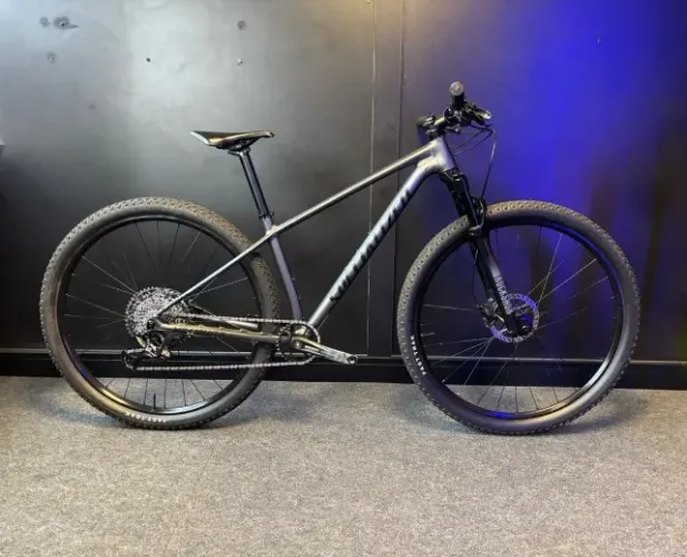 BICICLETA SPECIALIZED CHISEL S ou 15?
