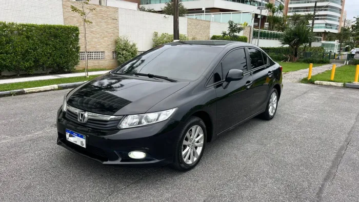 Honda Civic Sedan LXS 1.8/1.8 Flex 16V Aut. 4P 2014