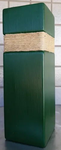 Jarras em cerâmica verde, quadrada e oval  -  R$ 35,00    