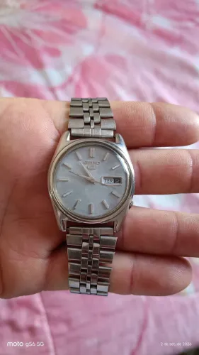 Relógio SEIKO 6119 fundo cinza