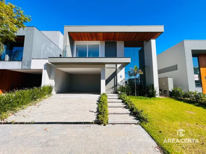 Casa com vista para o lago no Reserva da Pedra | Pedra Branca