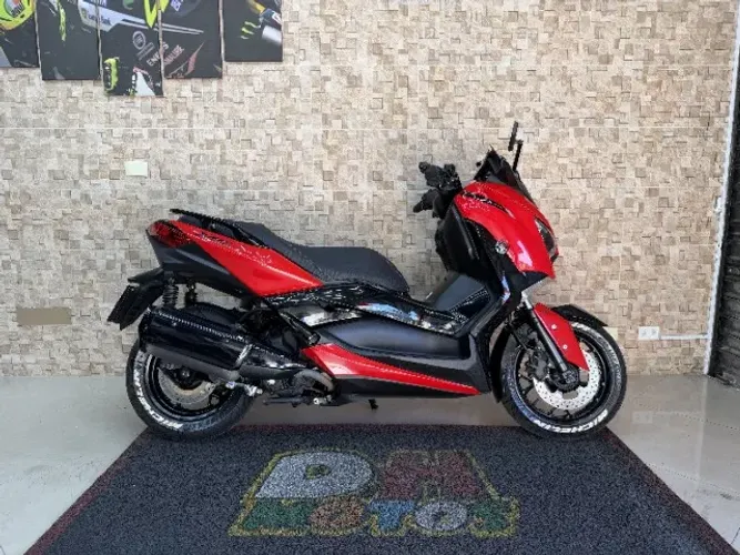 Yamaha Xmax 250 ABS 2023 Vermelha Remap