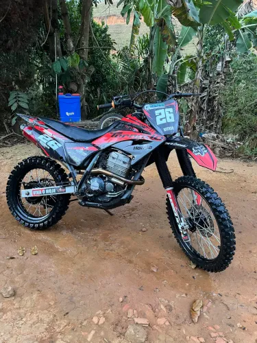 Tornado 2007 troco em moto de trilha.