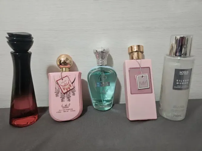 Kit 5 Perfumes - 3 Árabes + 1 Nacional + 1 Body Splash