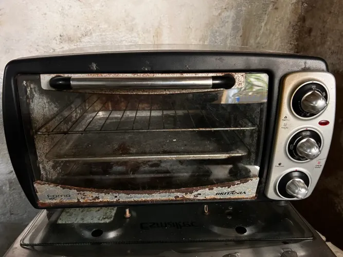 Vende-se forno elétrico,usado