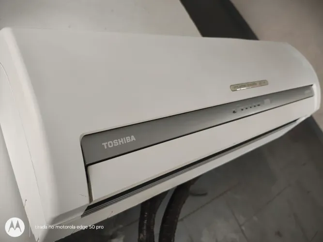 Ar Toshiba Quente e Frio 9.000 BTUs R$1.300 Já Instalado!