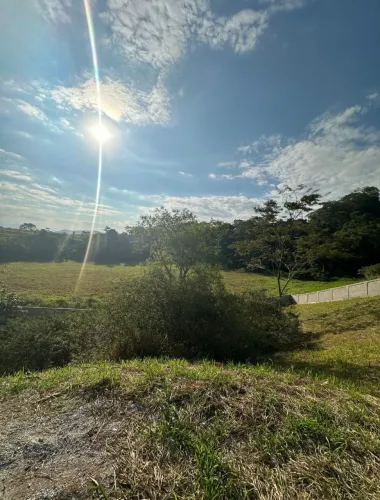 Terreno 1.587m² em Condomínio de Alto Padrão | Lazer Completo + Privacidade
