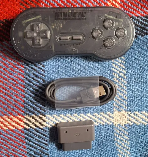 Controle Sem Fio 8BitDo SN30 Pro Transparente - Completo na Caixa