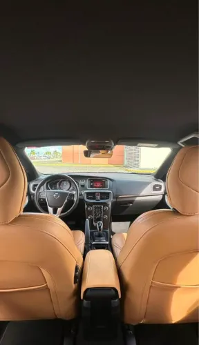 Volvo V40 T-4 Momentum 2.0 Aut. 2019