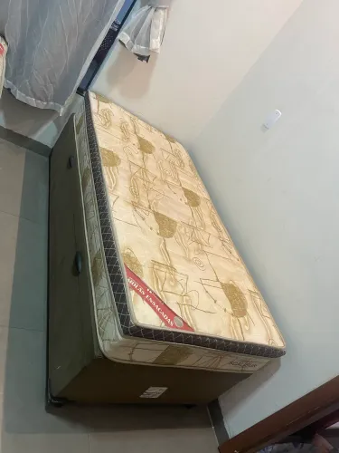 Vendo cama bau solteiro tenho 3 unidades valor individual de cada na descrição