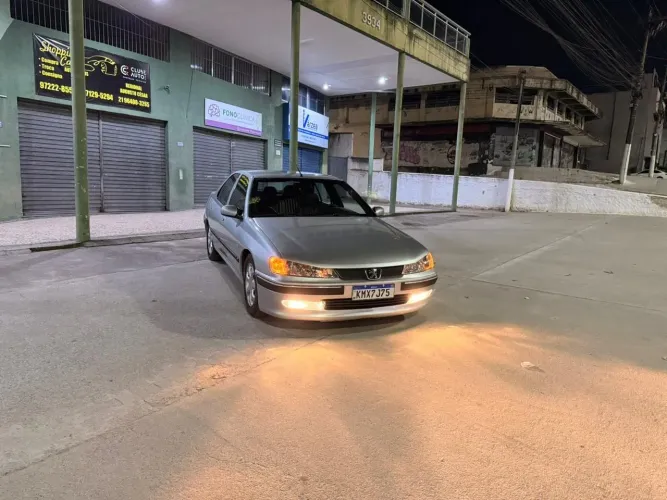 Peugeot 406 ST/ SVA 2.0 16V AUT 2001